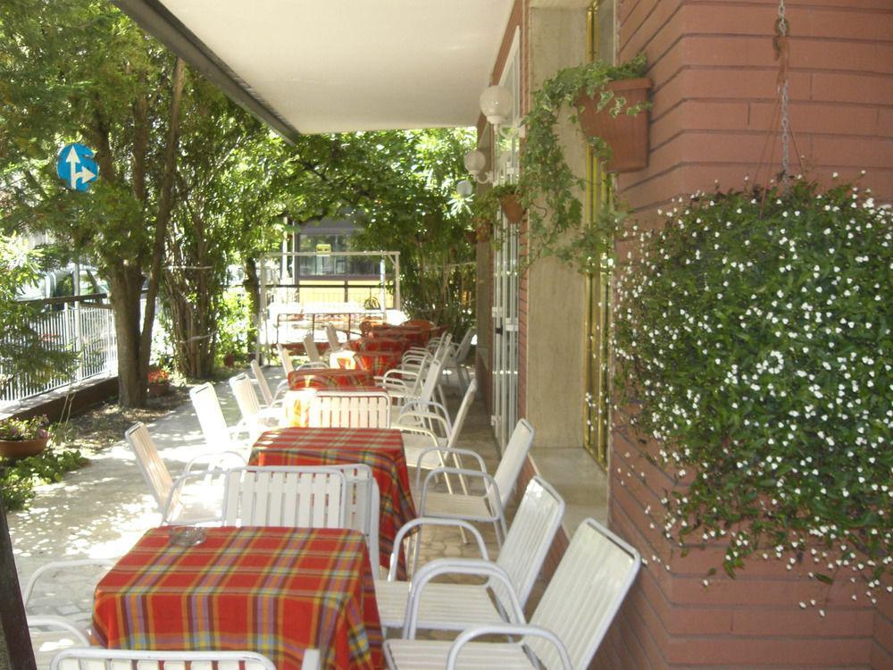 Hotel Marilena Viserbella di Rimini Zewnętrze zdjęcie