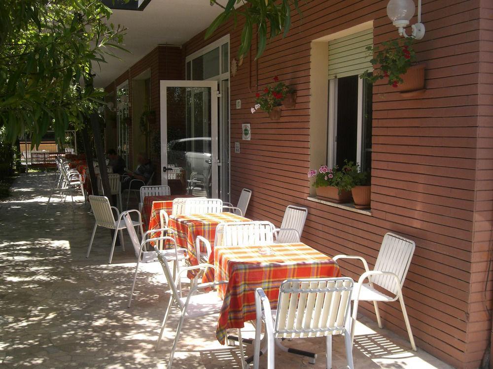Hotel Marilena Viserbella di Rimini Zewnętrze zdjęcie