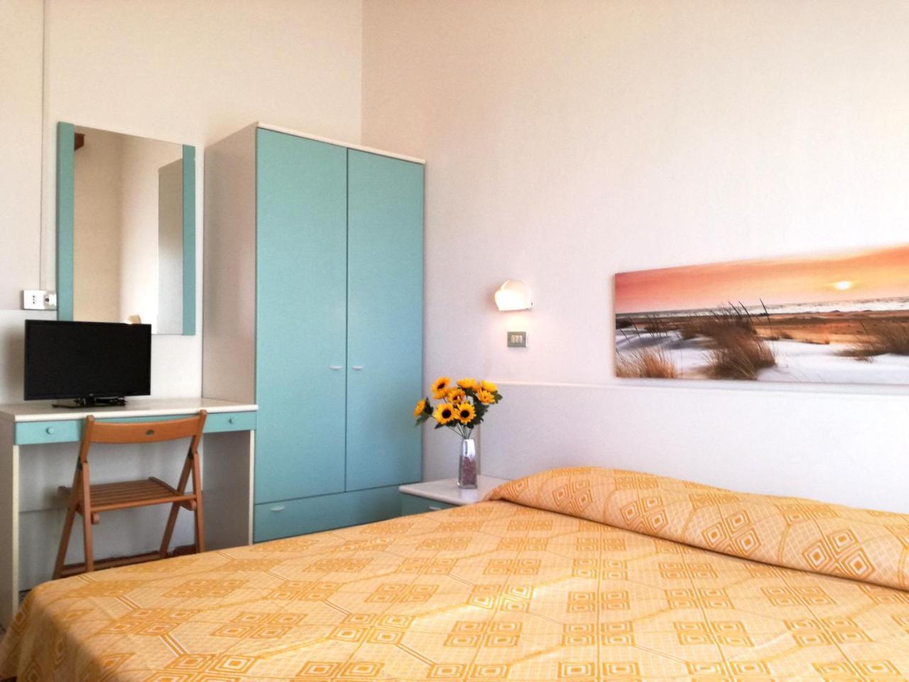 Hotel Marilena Viserbella di Rimini Zewnętrze zdjęcie